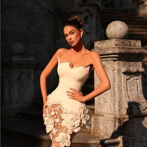 Vlora & Kaltrina Pastel Yellow Mermaid Gown, Size S